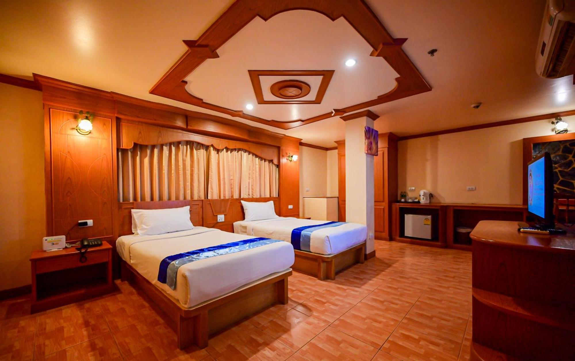 Complex Hotel Patong Kültér fotó