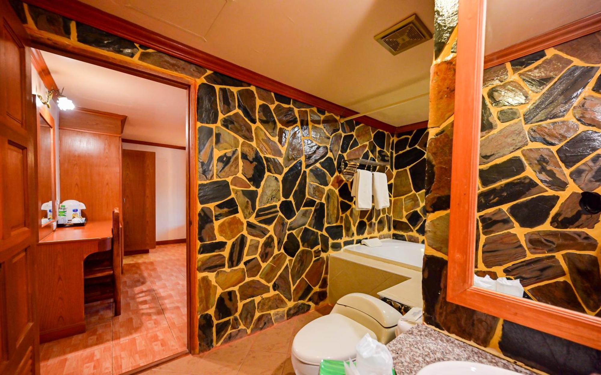 Complex Hotel Patong Kültér fotó