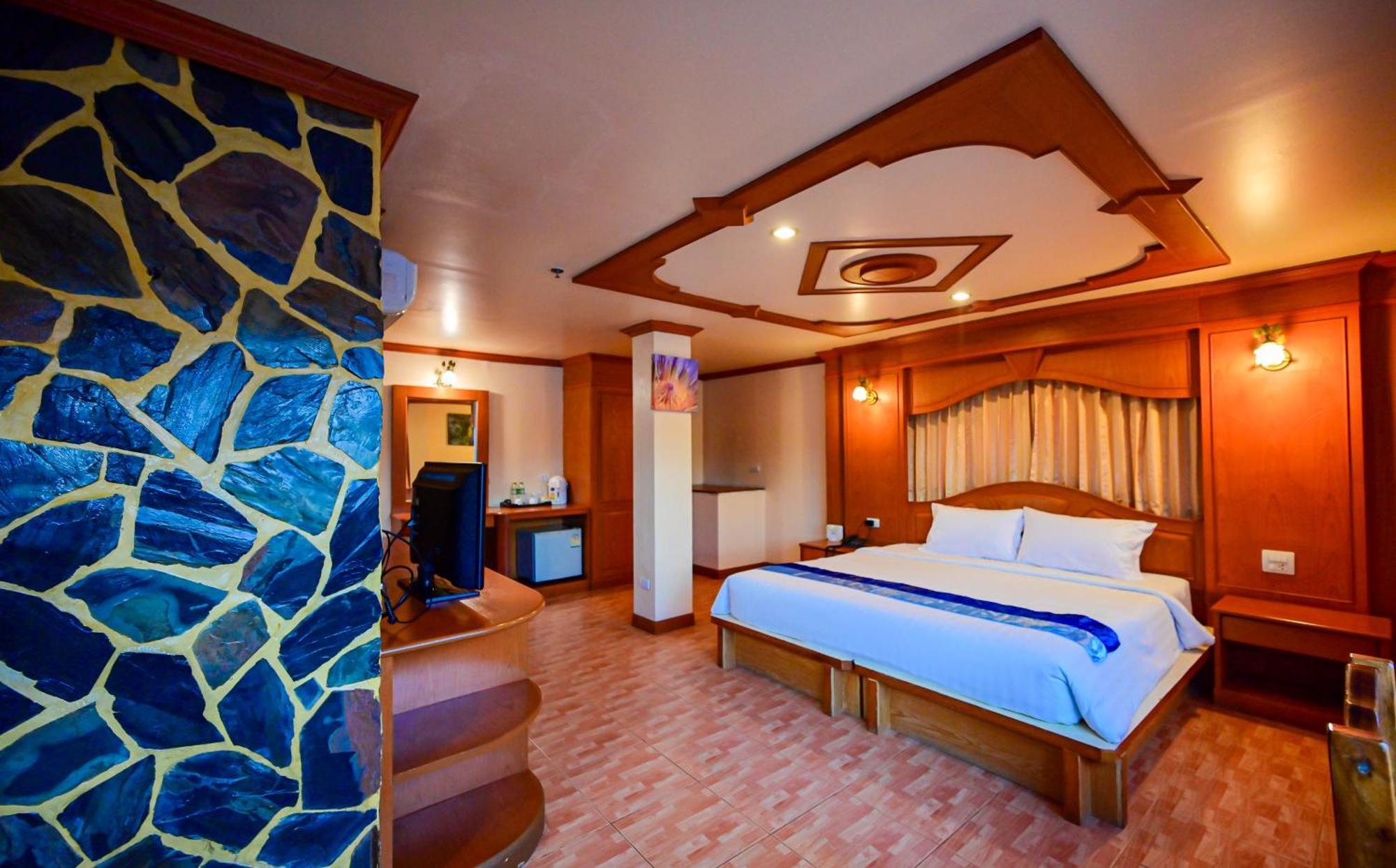 Complex Hotel Patong Kültér fotó